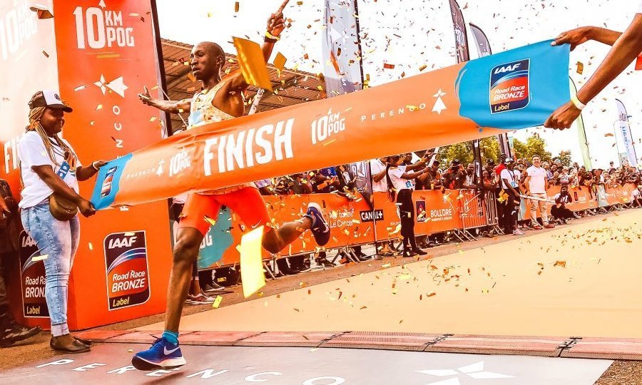 L'Ougandais Abdallah Mande et la Kényane Sheila Chelangat remportent le 10km de Port-Gentil 