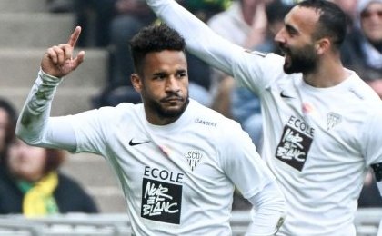 Ligue 1 : Jim Allevinah relance Angers dans la course au maintien