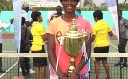 La gabonaise Celestine Avomo, reine de l'Open de tennis d'Ebolowa
