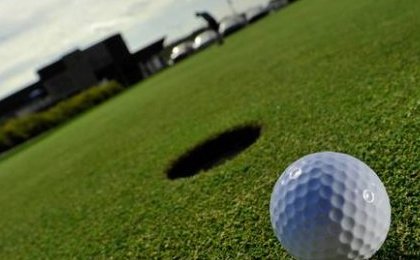 17e Open de Port-Gentil : Alexandre Illien (Messieurs) et Corine Beyeme (Dames) sur le podium