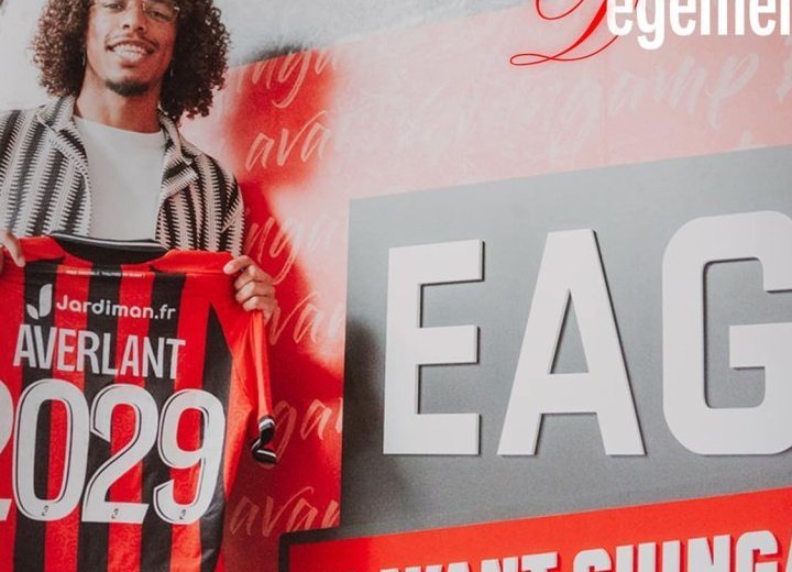 Ligue 2 : Teddy Averlant pose ses valises à Guingamp jusqu'en 2029 !