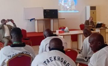 Taekwondo : la fédération gabonaise forme 100 arbitres, coachs et athlètes à Libreville