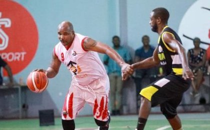 Surpra Ligue : Qui de Clash Time, Owendo 70, Espoir BC ou Racine NBA sera roi de l'Estuaire ?