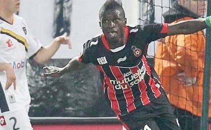 Mouloungui se refait une santé avant la CAN 2012