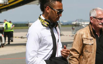 Aubameyang réfute à son tour son probable départ de Dortmund