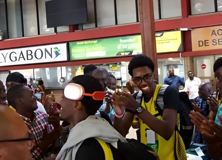 Afrobasket U18 : Tombées en finale zonale, les Panthères du Gabon célébrées à leur retour à Libreville
