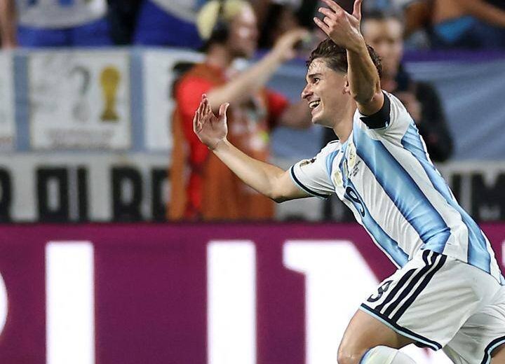 Mondial 2026 : l'Argentine dompte la Suisse après prolongation et rejoint l'Angleterre en demi-finale
