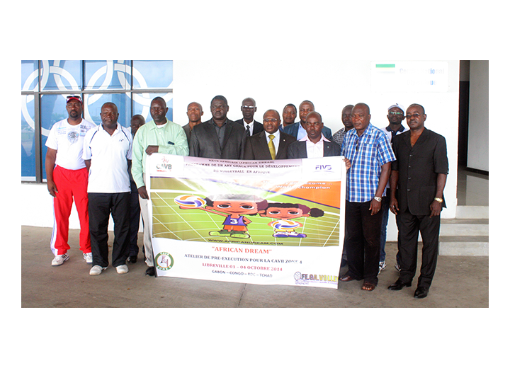 Zone 4 : 12 encadreurs de volley-ball en formation à Libreville