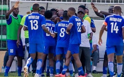 National-Foot 1 : Le Vautour Club décroche enfin sa première victoire face à Lozosport