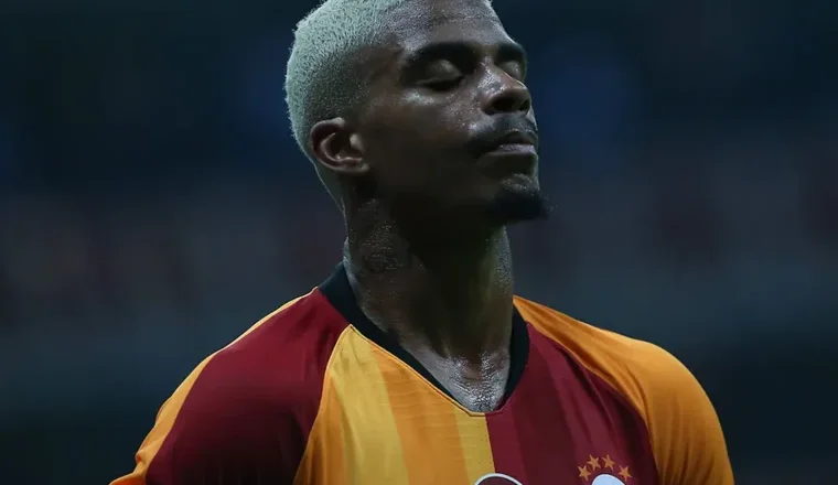 Mercato : Galatasaray ouvre la porte à un départ de Mario Lemina, Kocaelispor à l'affût