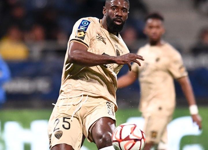 Officiel : Bruno Ecuele Manga prolonge au Paris 13 Atletico jusqu'en 2026 