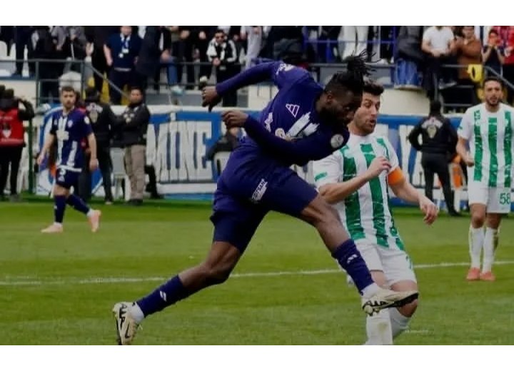 Turquie : André Biyogo Poko marque encore malgré la défaite de Sariyer face à l'Istanbulspor de David Sambissa