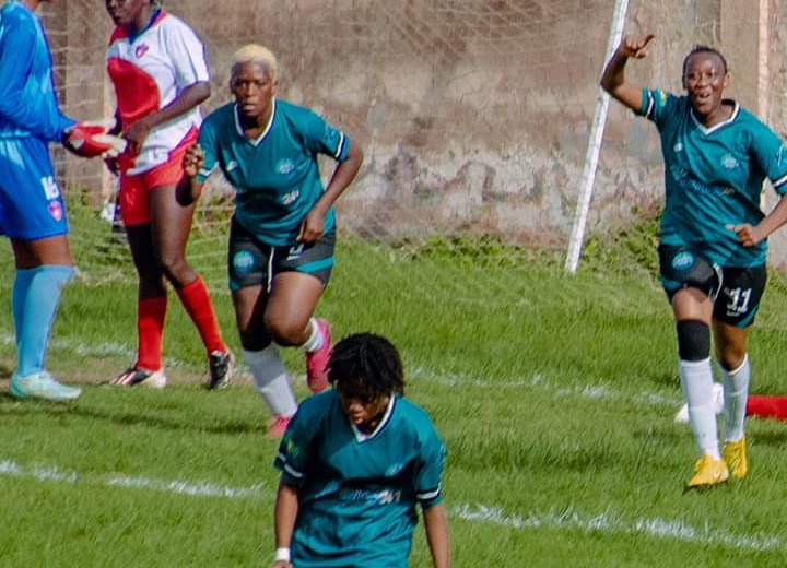 National Foot Féminin : les Akandaises corrigent à domicile les bitamoises de l'USB