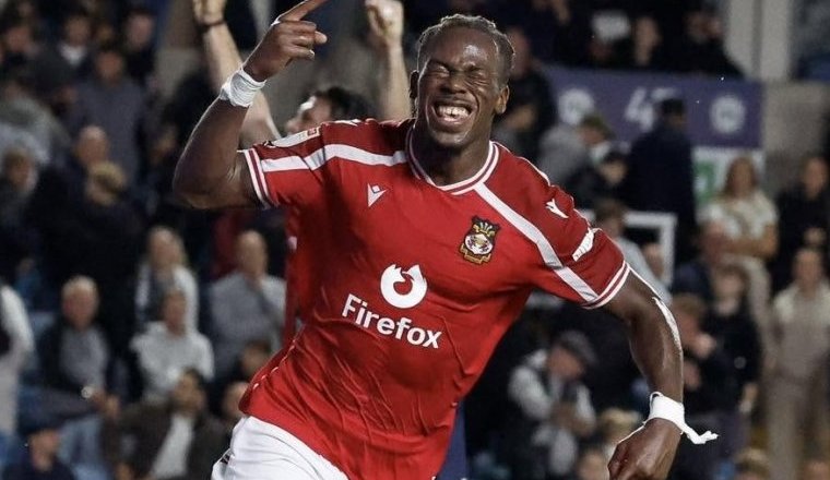 Championship : Jacques Ekomié marque dès son 2e match, Wrexham écrase Millwall